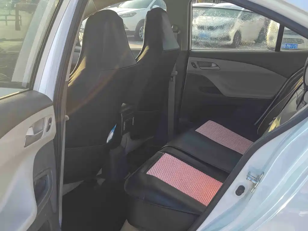 Chevrolet Sail 2015 3 1.3L AMT