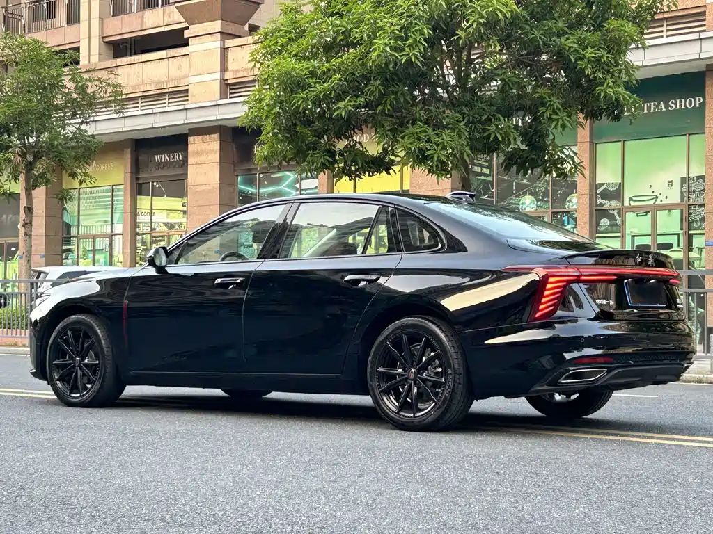 Hongqi Hongqi H5 — миниатюра 6