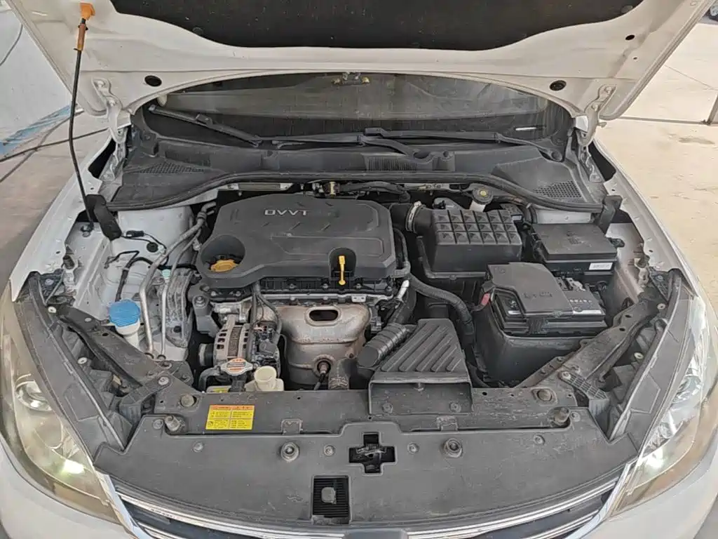 Roewe 360 — миниатюра 20