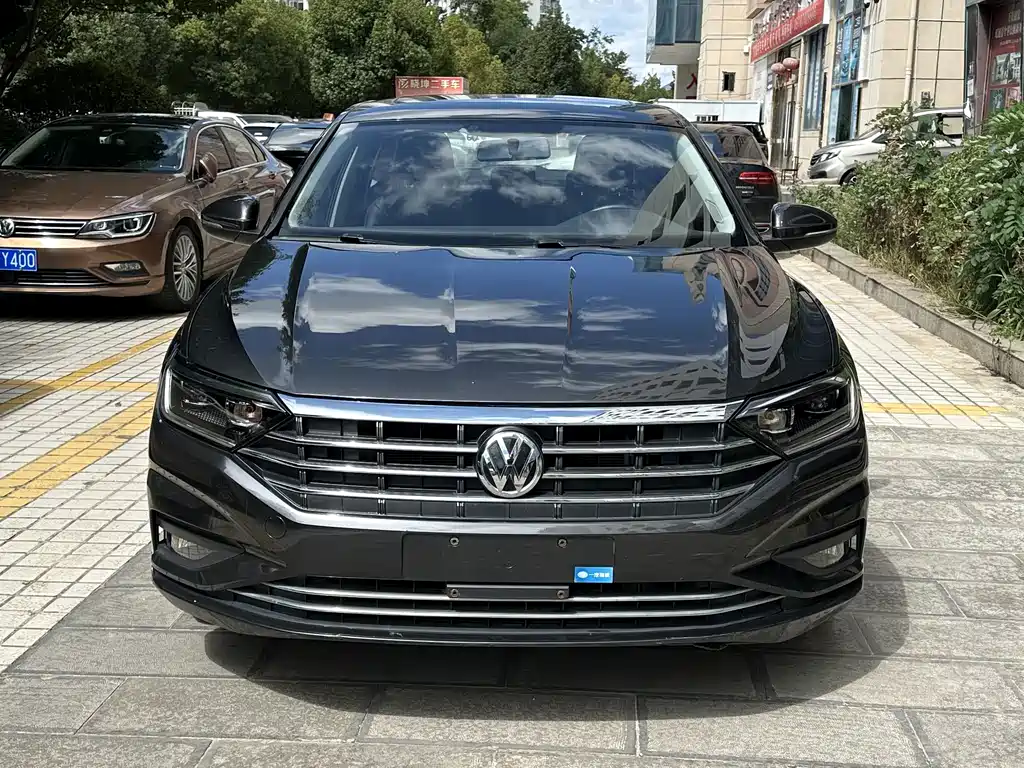 Volkswagen Sagitar — миниатюра 2