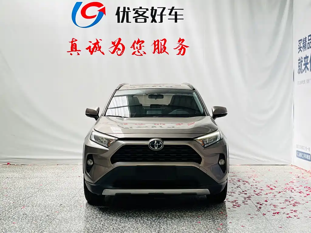Toyota RAV4 — миниатюра 2
