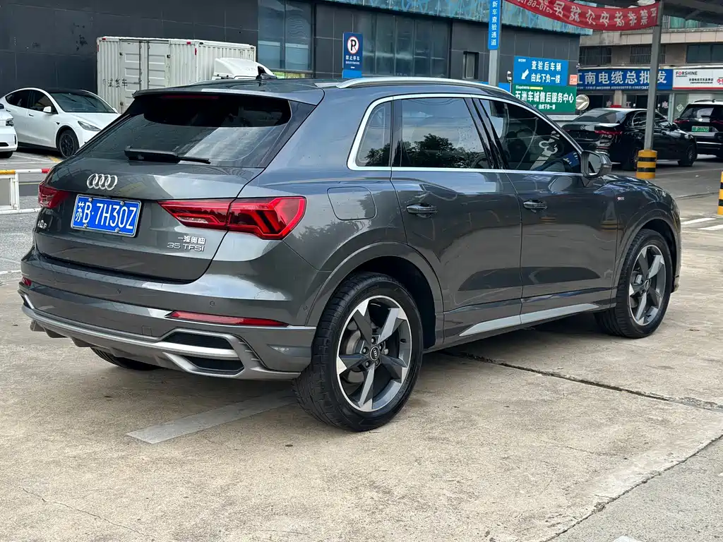 Audi Q3 — миниатюра 4