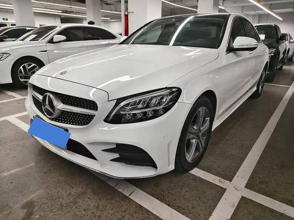 Mercedes-Benz C-Class 2020