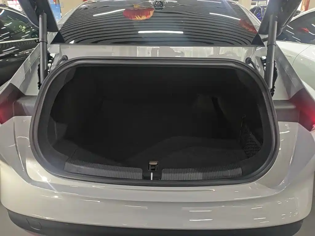 NIO ET5 — миниатюра 19