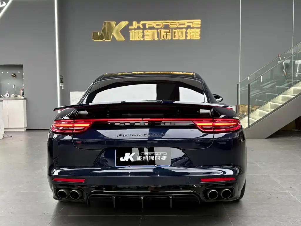 Porsche Panamera — миниатюра 9