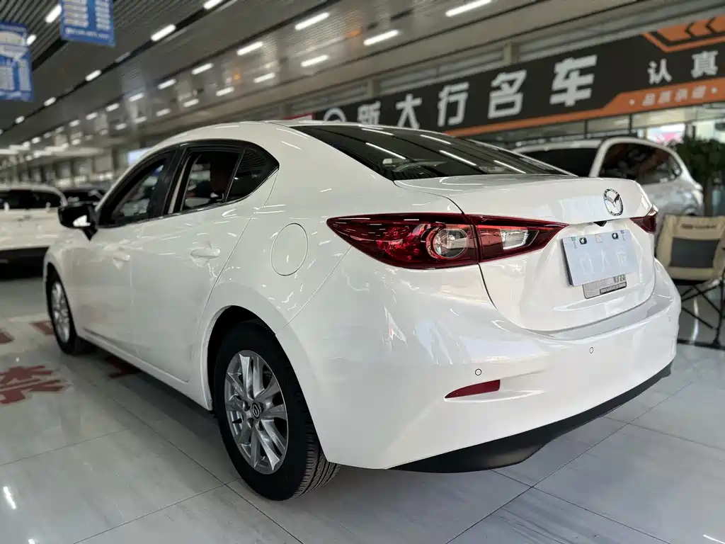 Mazda 3 Axela — миниатюра 9