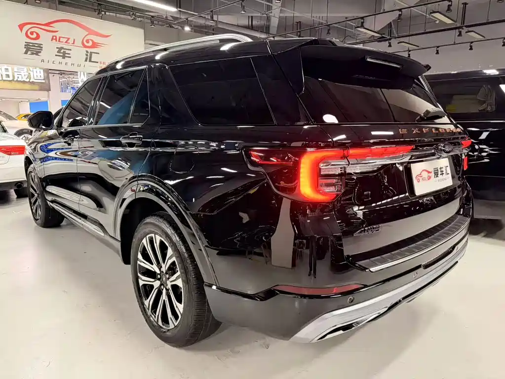 Ford Explorer — миниатюра 18