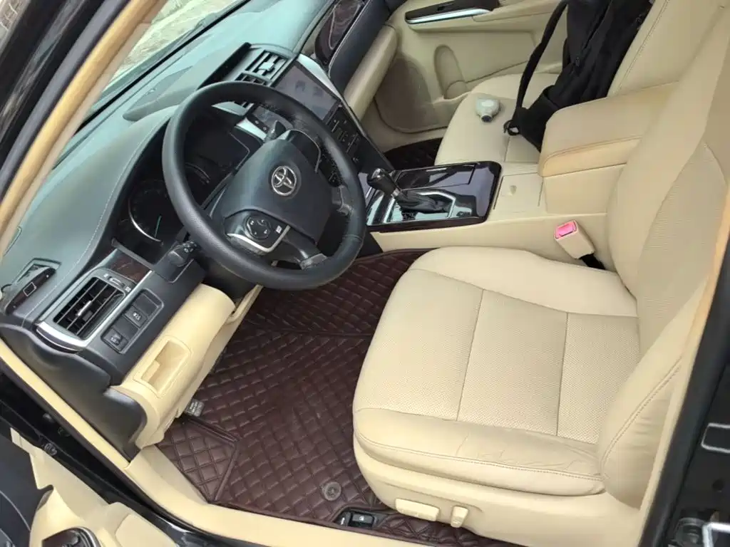 Toyota Camry — миниатюра 15