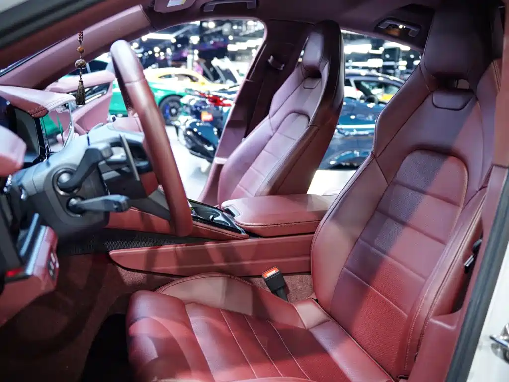 Porsche Panamera — миниатюра 12