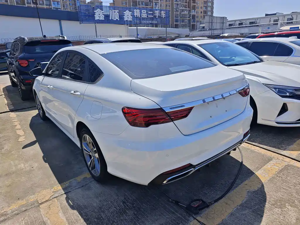 Geely Binrui — миниатюра 14
