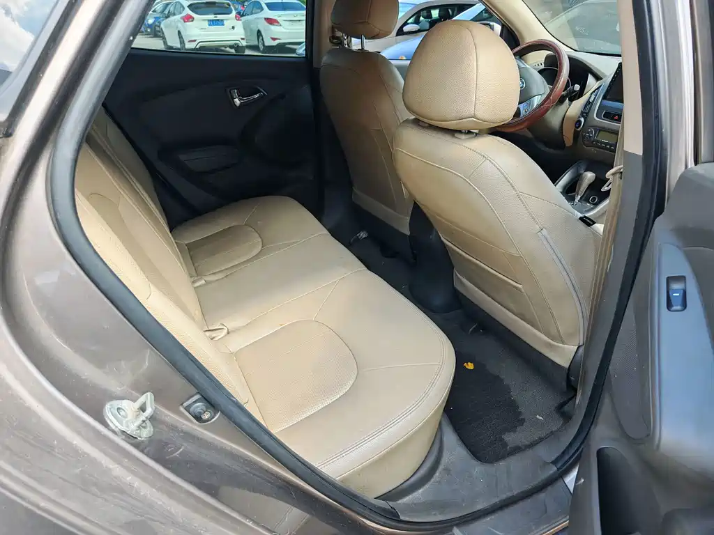 Hyundai ix35 — миниатюра 8