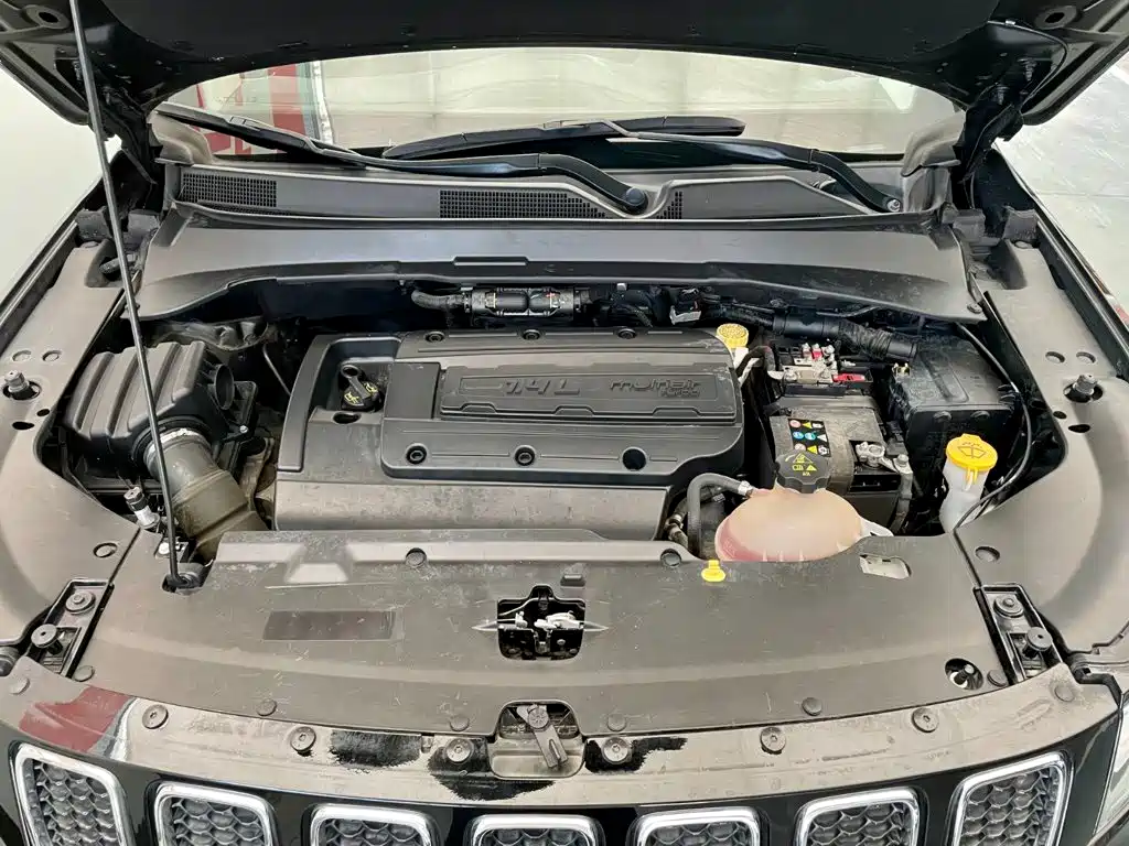 Jeep Compass — миниатюра 16