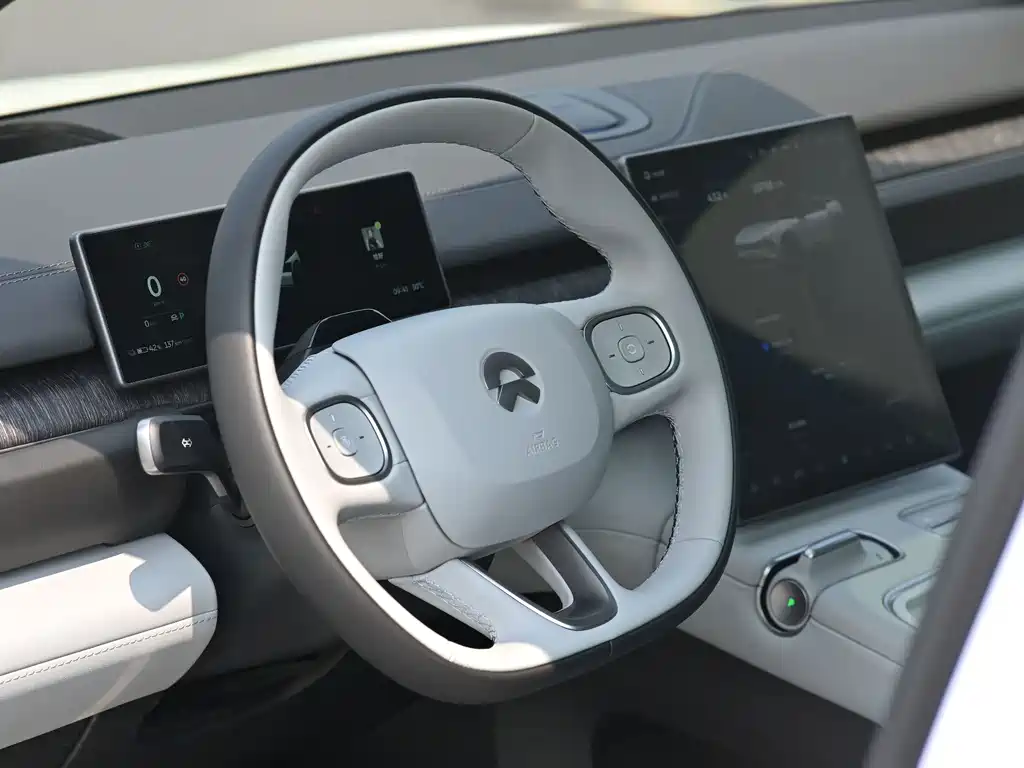NIO ES6 — миниатюра 7