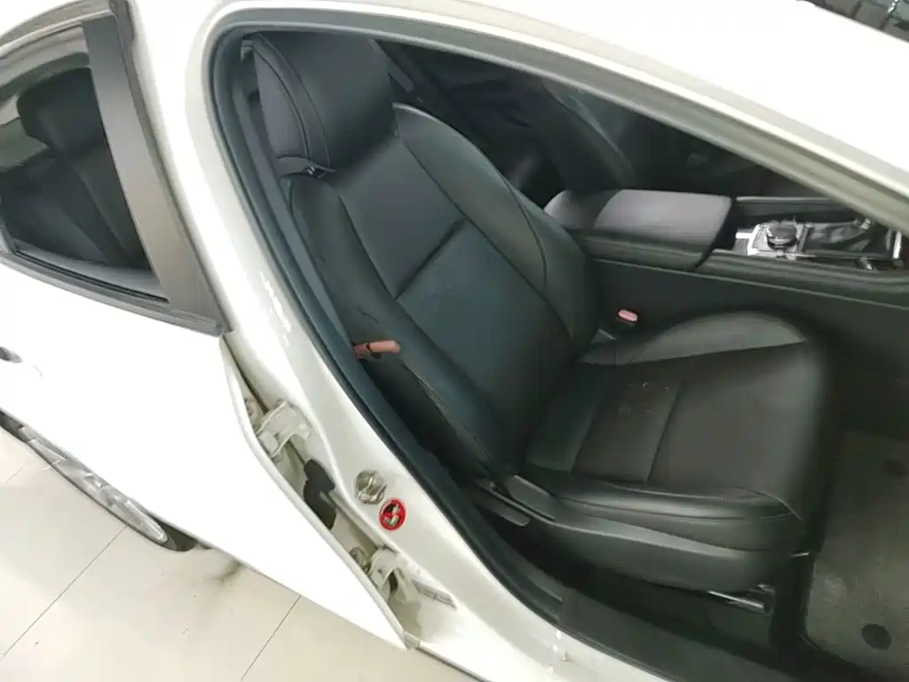 Mazda 3 Axela — миниатюра 25