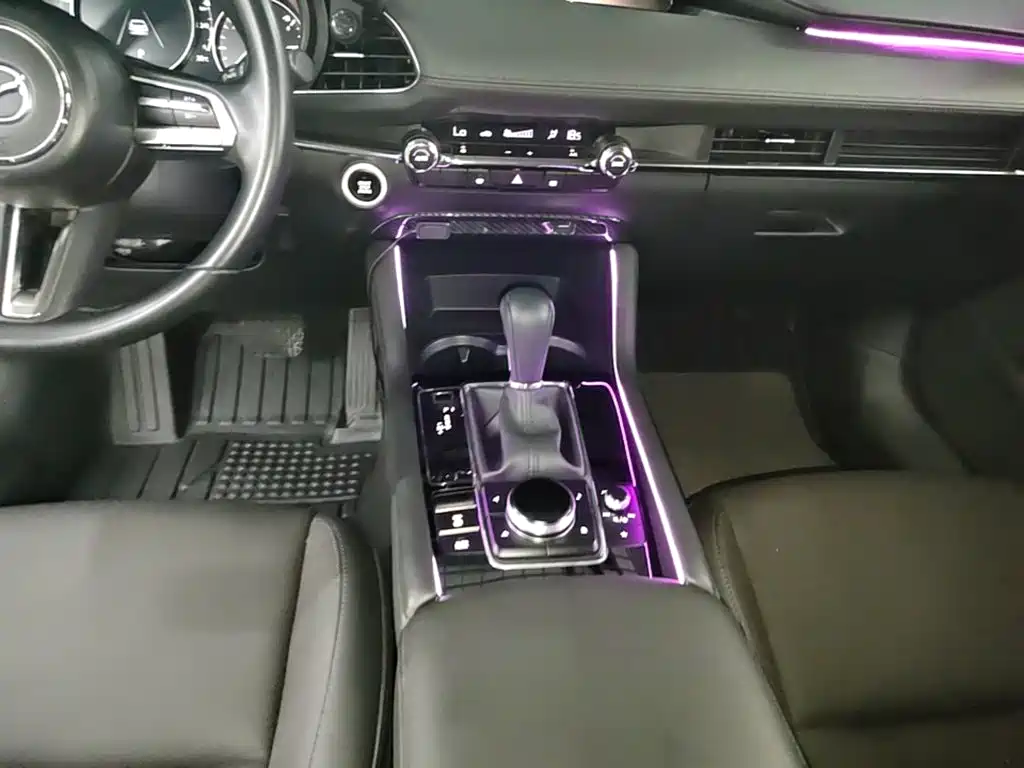 Mazda 3 Axela — миниатюра 14