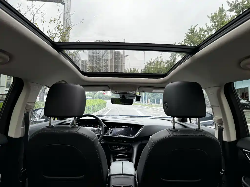 Buick Envision Plus — миниатюра 13