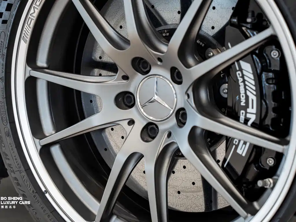 Mercedes-Benz AMG GT — миниатюра 18