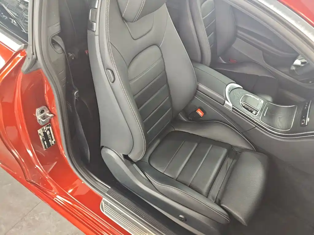 Mercedes-Benz C-Class (Import) — миниатюра 25