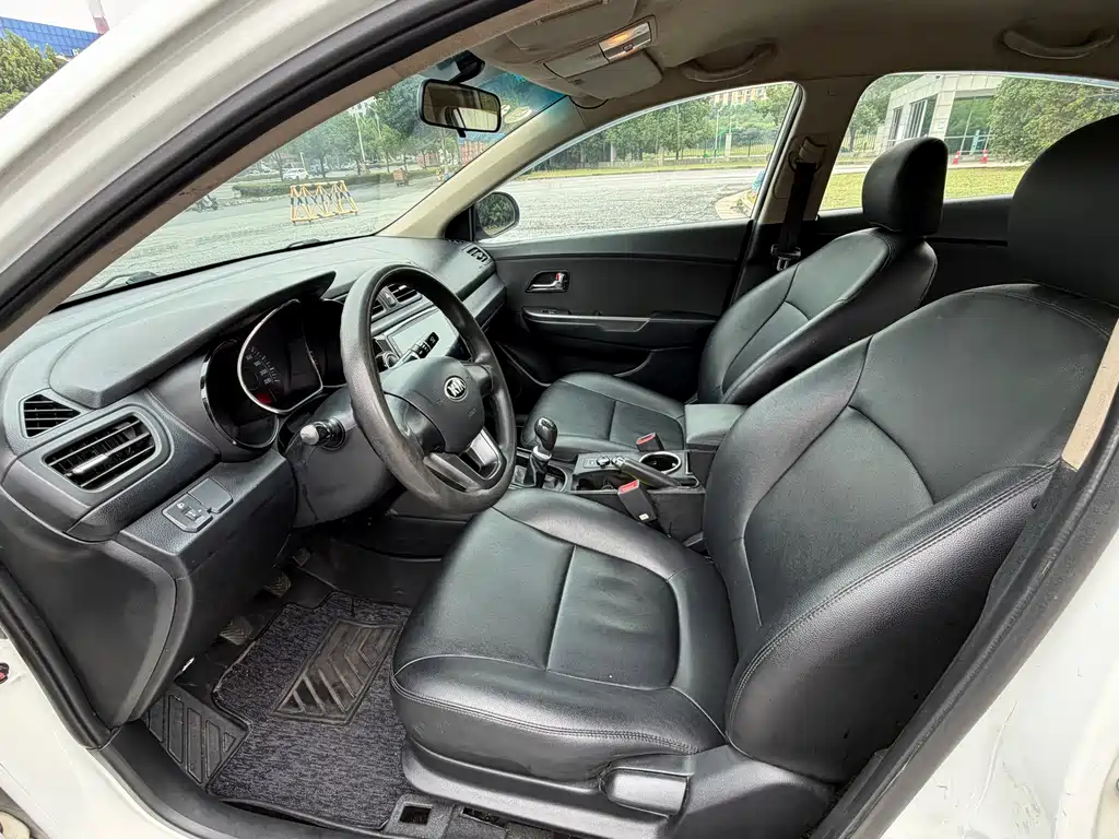 Kia K2 — миниатюра 4