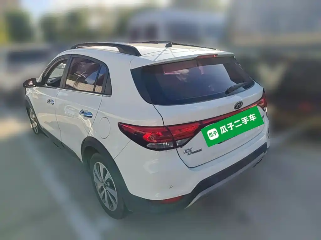 Kia KX Cross — миниатюра 7