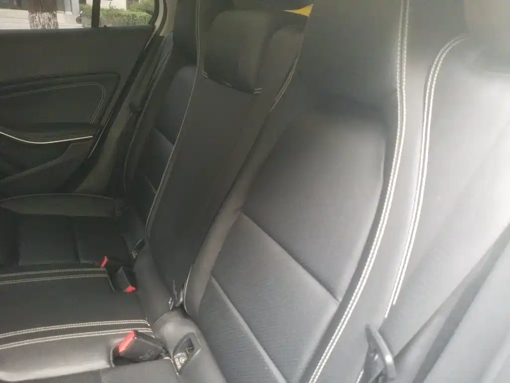 Mercedes-Benz GLA — миниатюра 13
