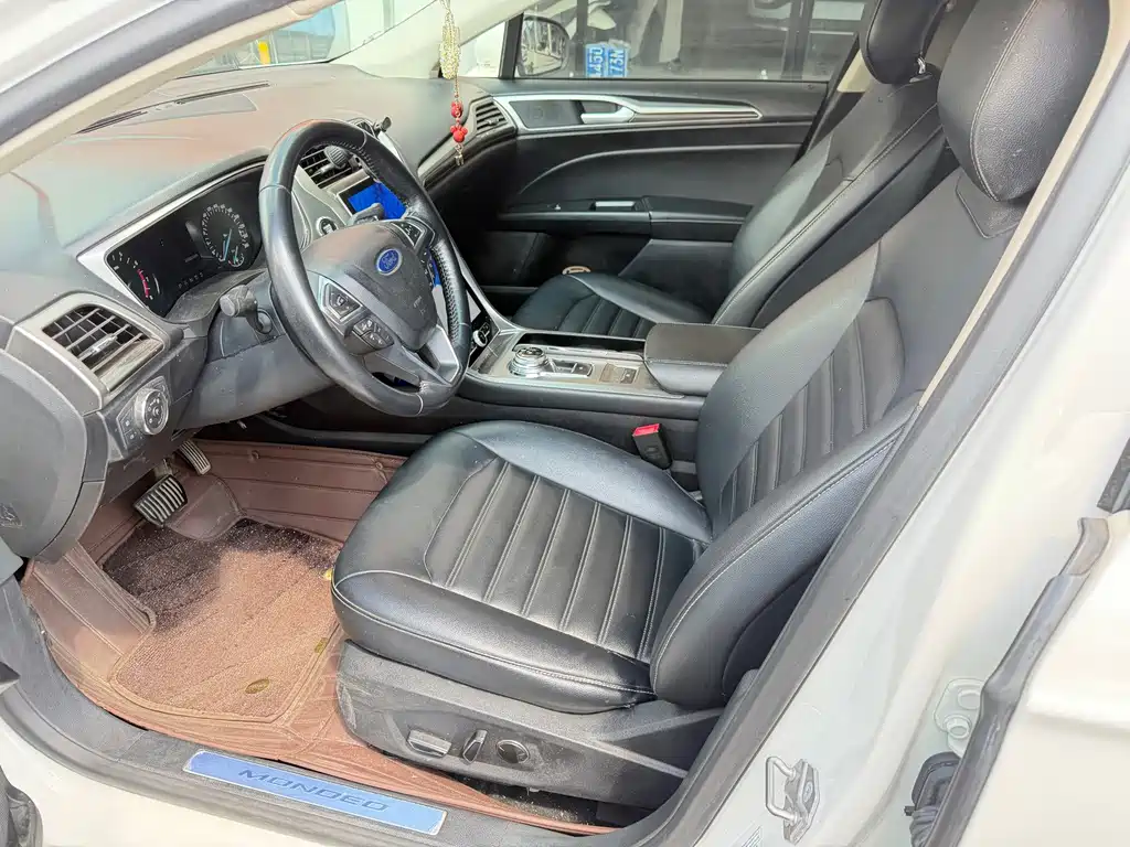 Ford Mondeo — миниатюра 5
