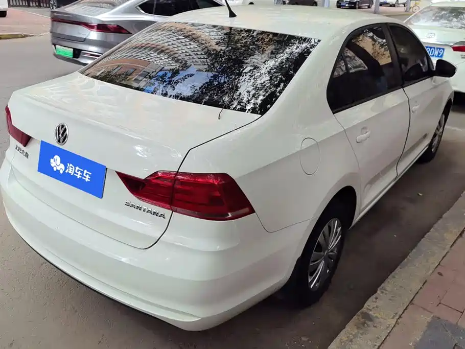 Volkswagen Santana — миниатюра 3