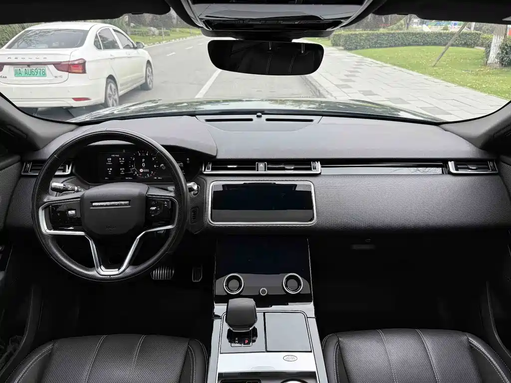 Land Rover Velar — миниатюра 14