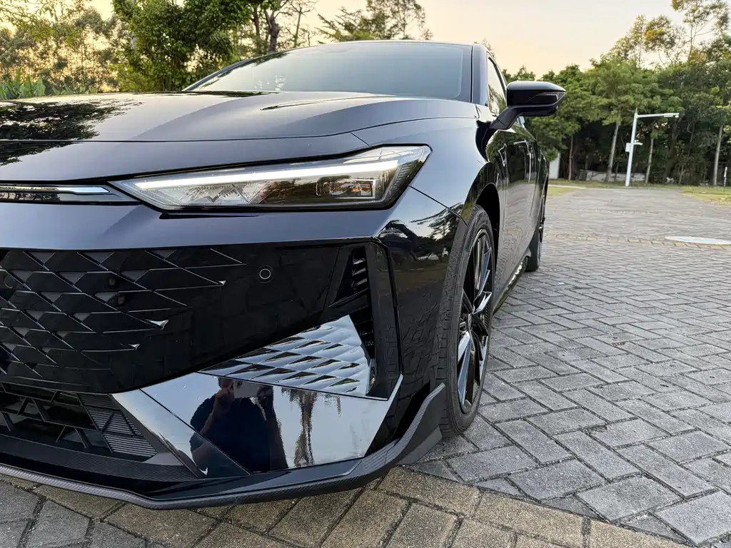Changan UNI-V — миниатюра 22