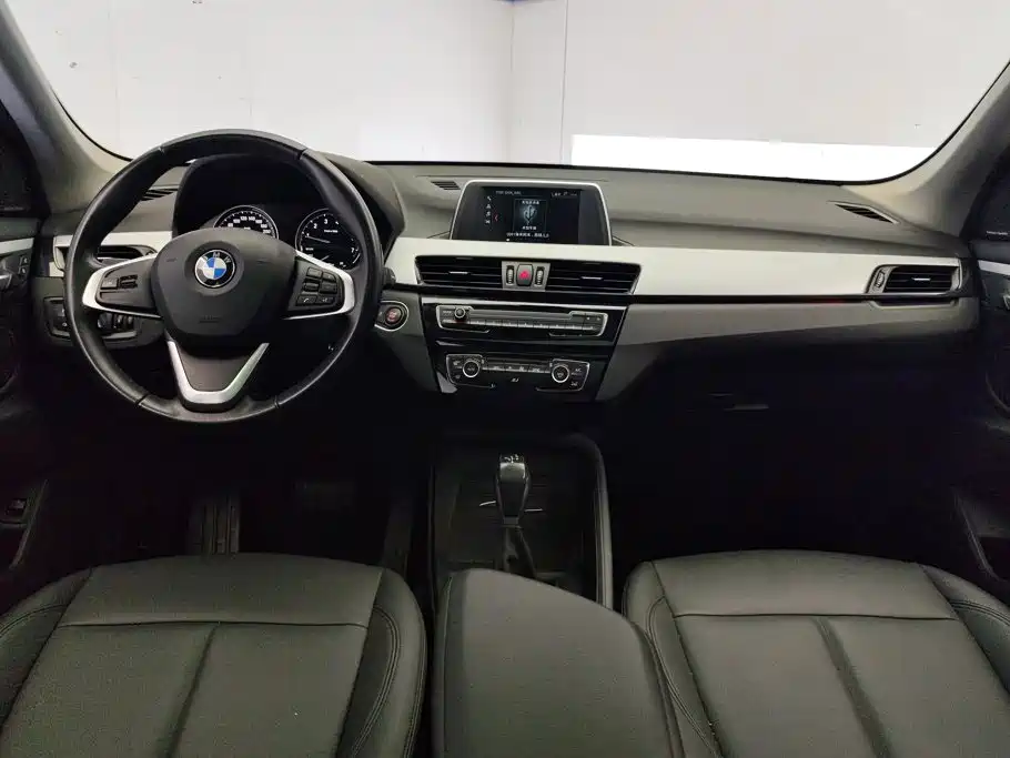 BMW X1 — миниатюра 12