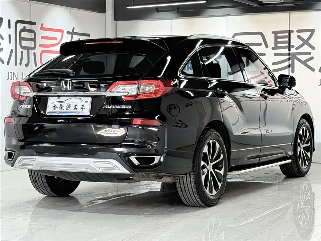 Honda Avancier 2017 240TURBO Luxury