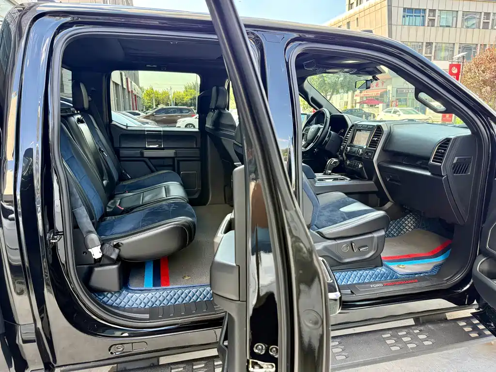 Ford F-150 Raptor — миниатюра 32