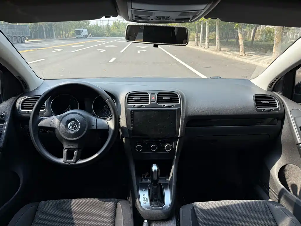 Volkswagen Golf — миниатюра 8