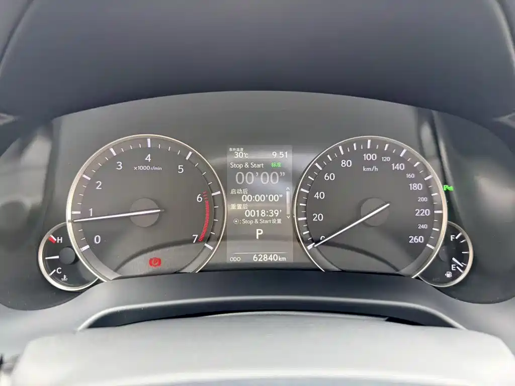 Lexus RX — миниатюра 7