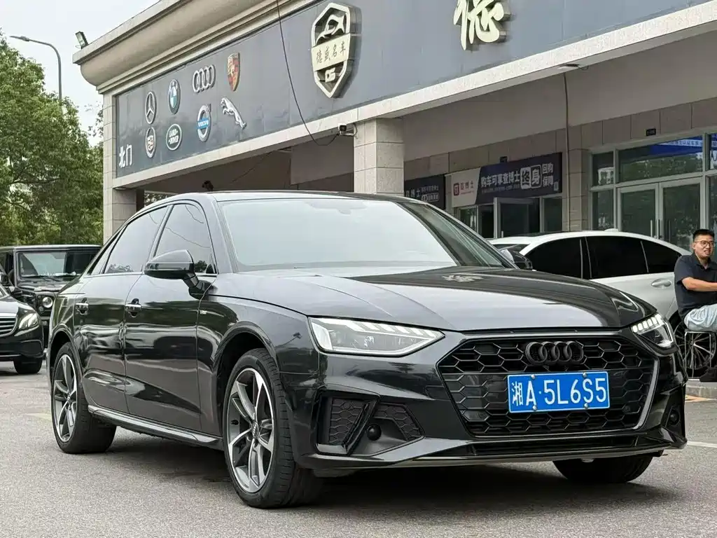 Audi A4L — миниатюра 3