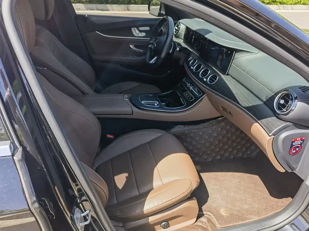 Mercedes-Benz E-Class E 2022 E 300 L Sport Fashion