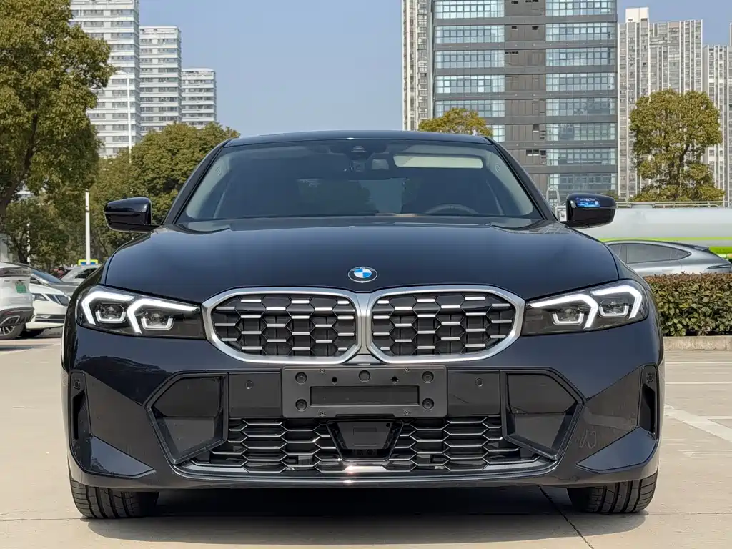 BMW 3 Series 2025
