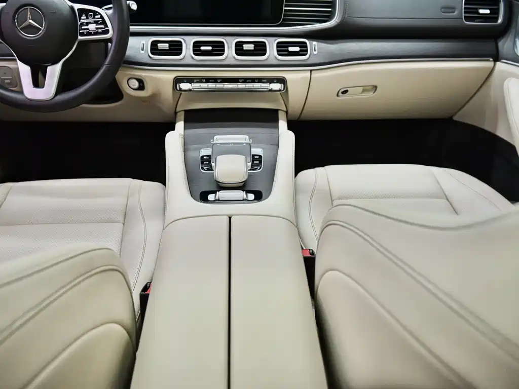 Mercedes-Benz GLE (Import) — миниатюра 10