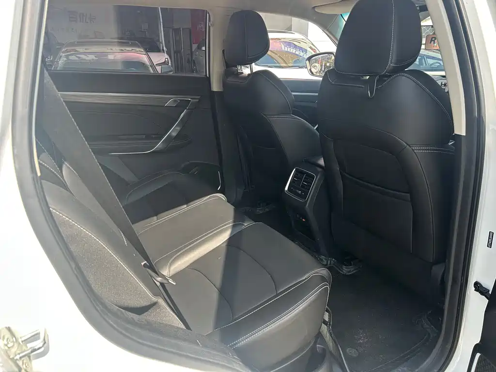 GEELY AUTOMOBILE BOYUE