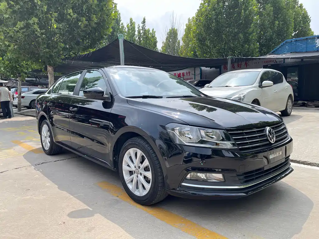 Volkswagen Lavida — миниатюра 3