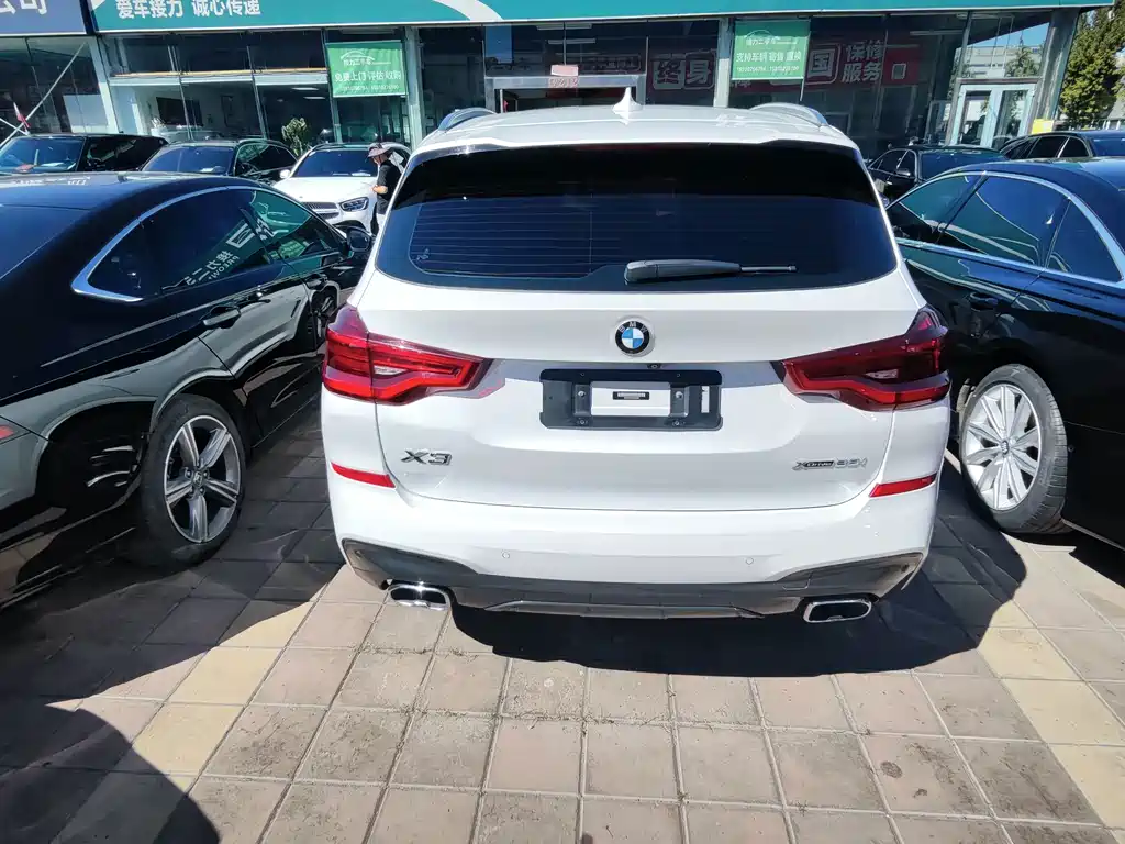 BMW X3 — миниатюра 15