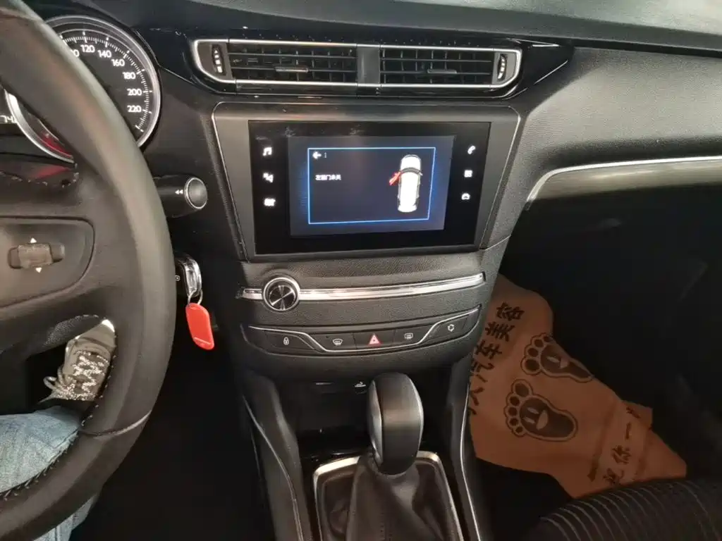 Peugeot 408 — миниатюра 13