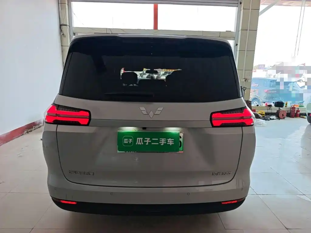 Wuling Xingguang 730 New Energy — миниатюра 6