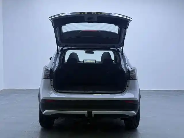 Nissan Qashqai — миниатюра 7