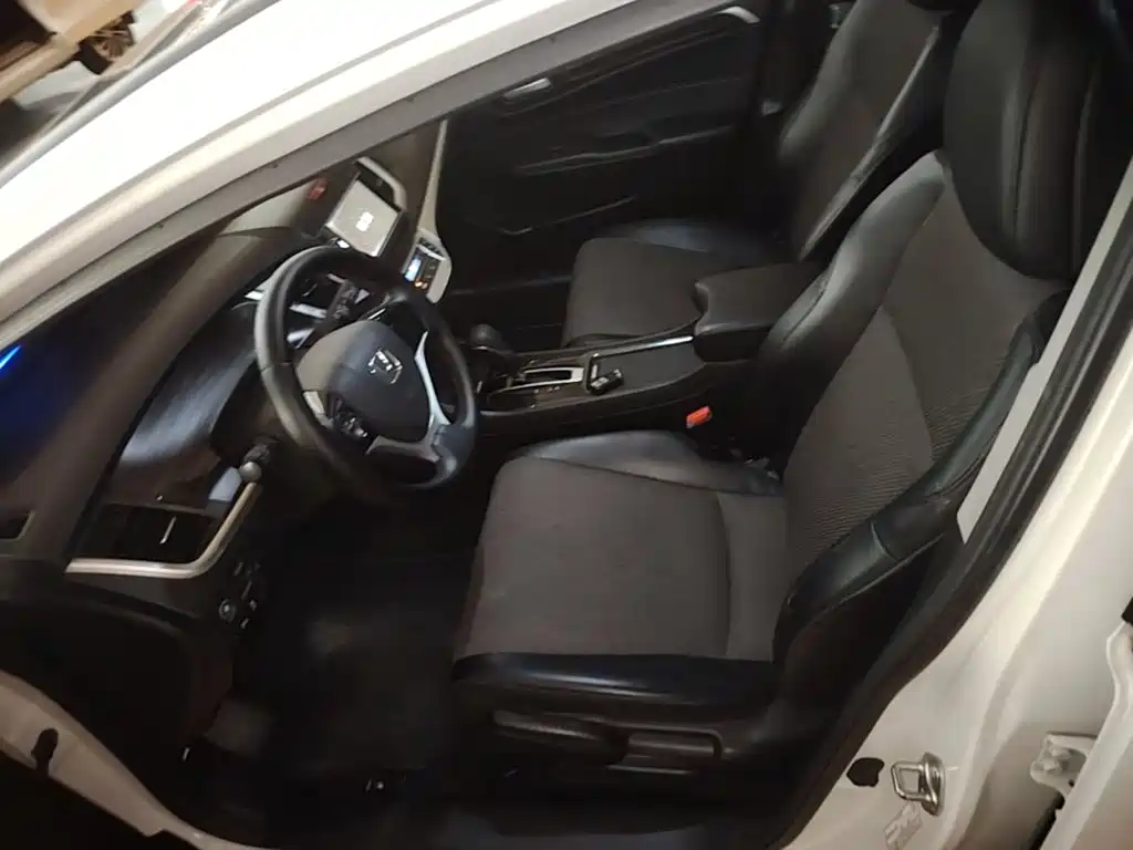 Honda Jade — миниатюра 15