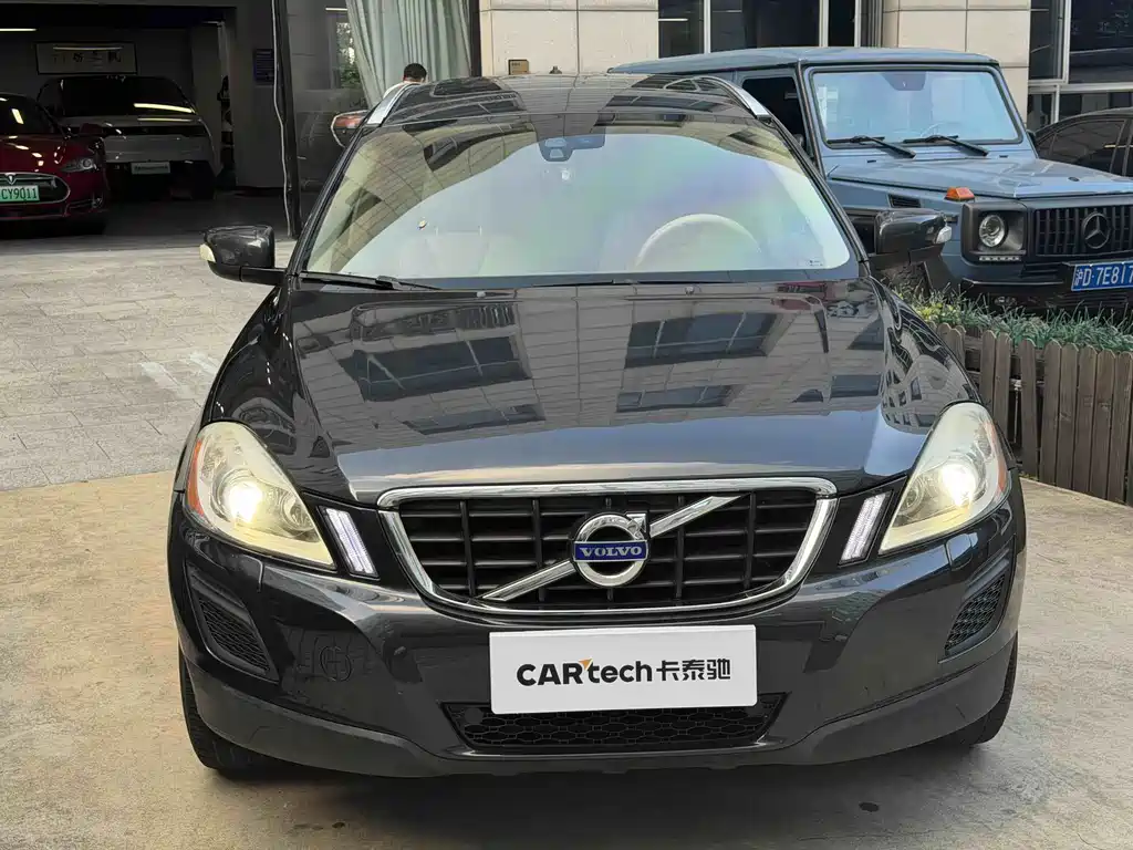 Volvo XC60 (Import) — миниатюра 2