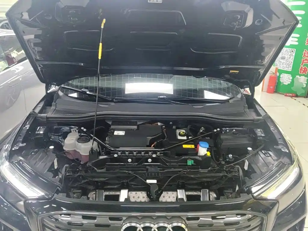 Audi Q4 e-tron — миниатюра 20