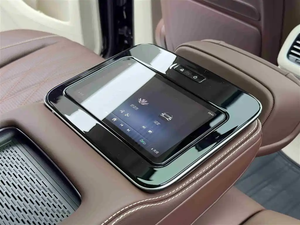 MERCEDES-BENZ MAYBACH GLS