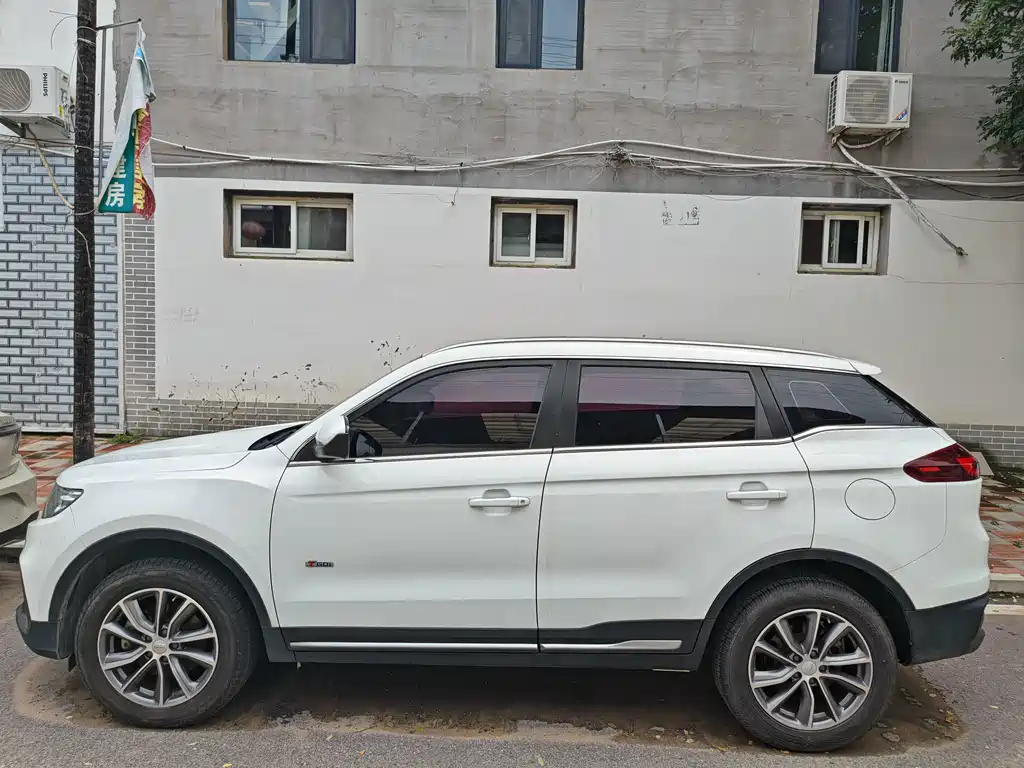 Geely Boyue — миниатюра 2
