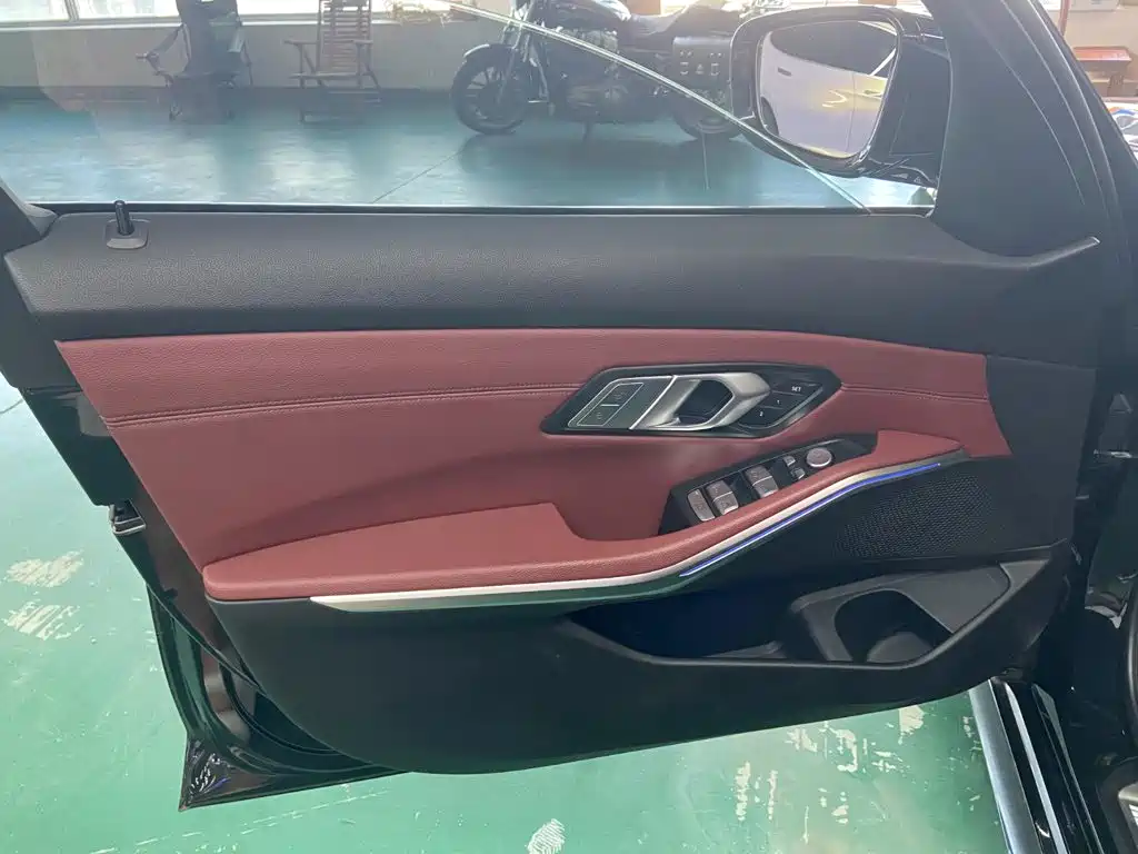 BMW 3 Series — миниатюра 13